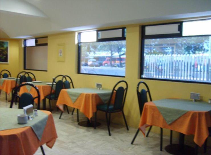 Hotel Terminal De פואבלה מראה חיצוני תמונה